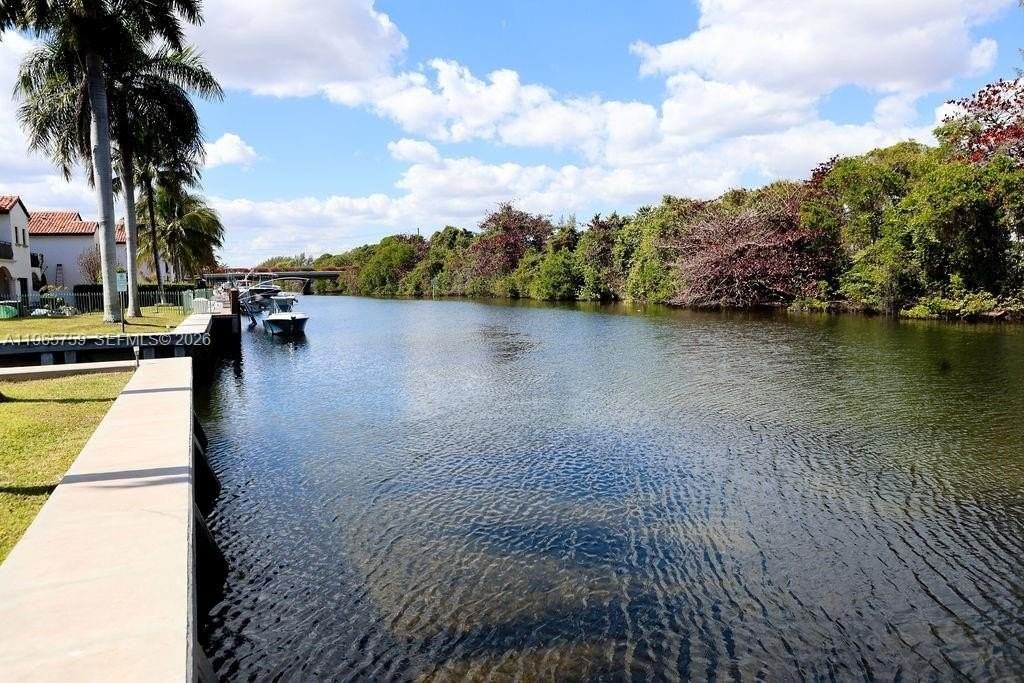 2948 Hidden Harbour Ct - Photo 5 of 47