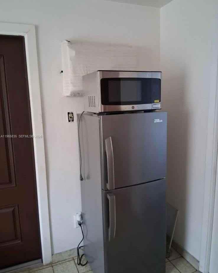 7167 Sw 43rd St #0 - Photo 4 of 5