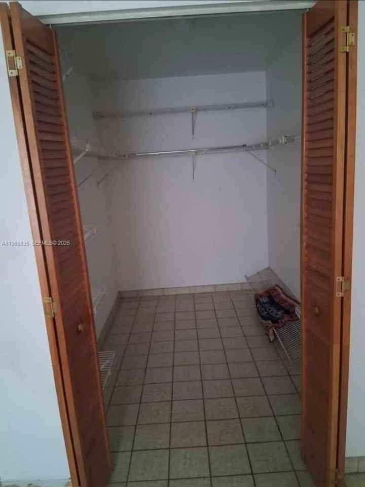 7167 Sw 43rd St #0 - Photo 5 of 5