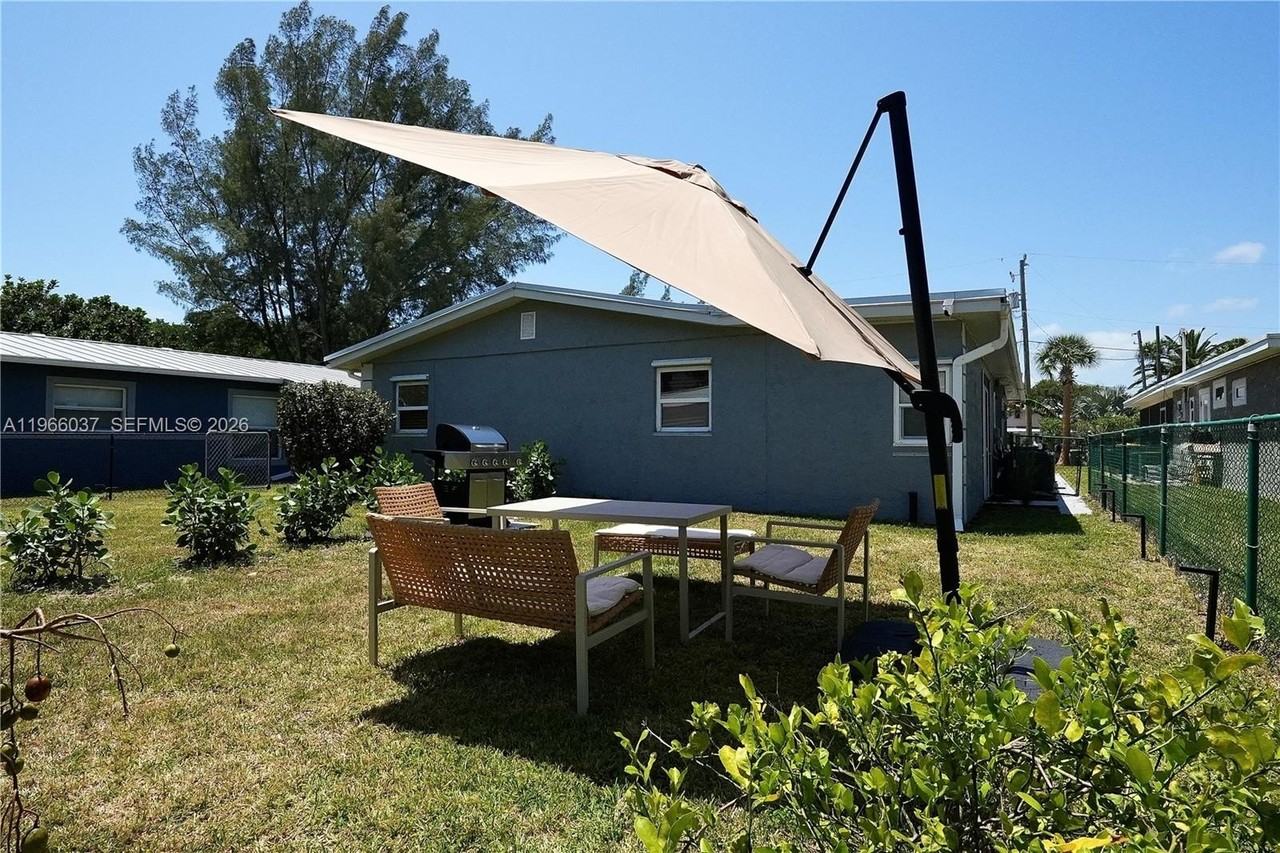 742 Granada St #A - Photo 7 of 50