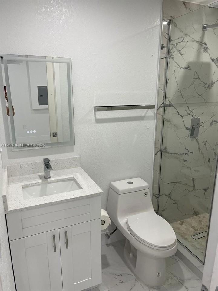 16520 Sw 52nd St #1 - Photo 5 of 9