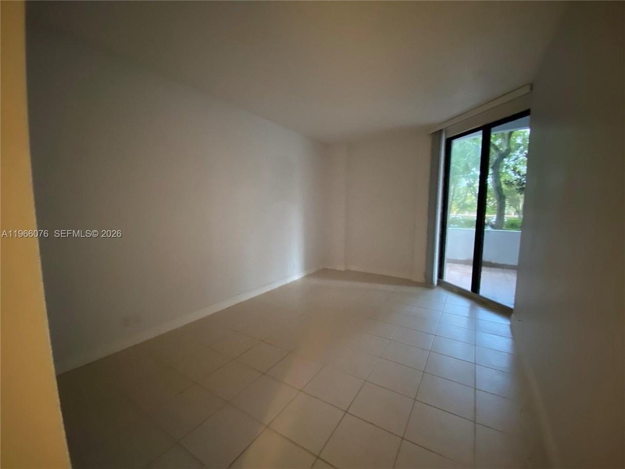 3640 Yacht Club Dr #103 - Photo 7 of 20