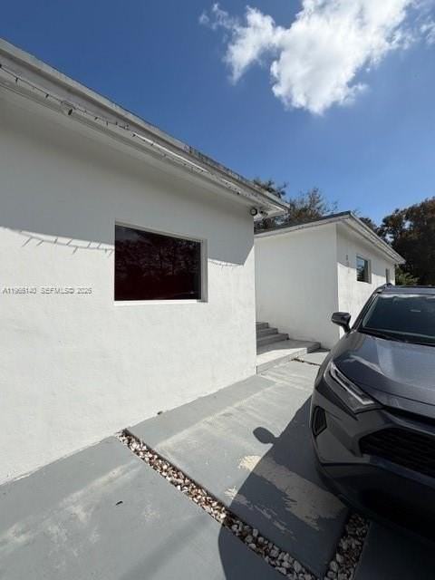 311 Sw 44th Ave - Photo 6 of 30