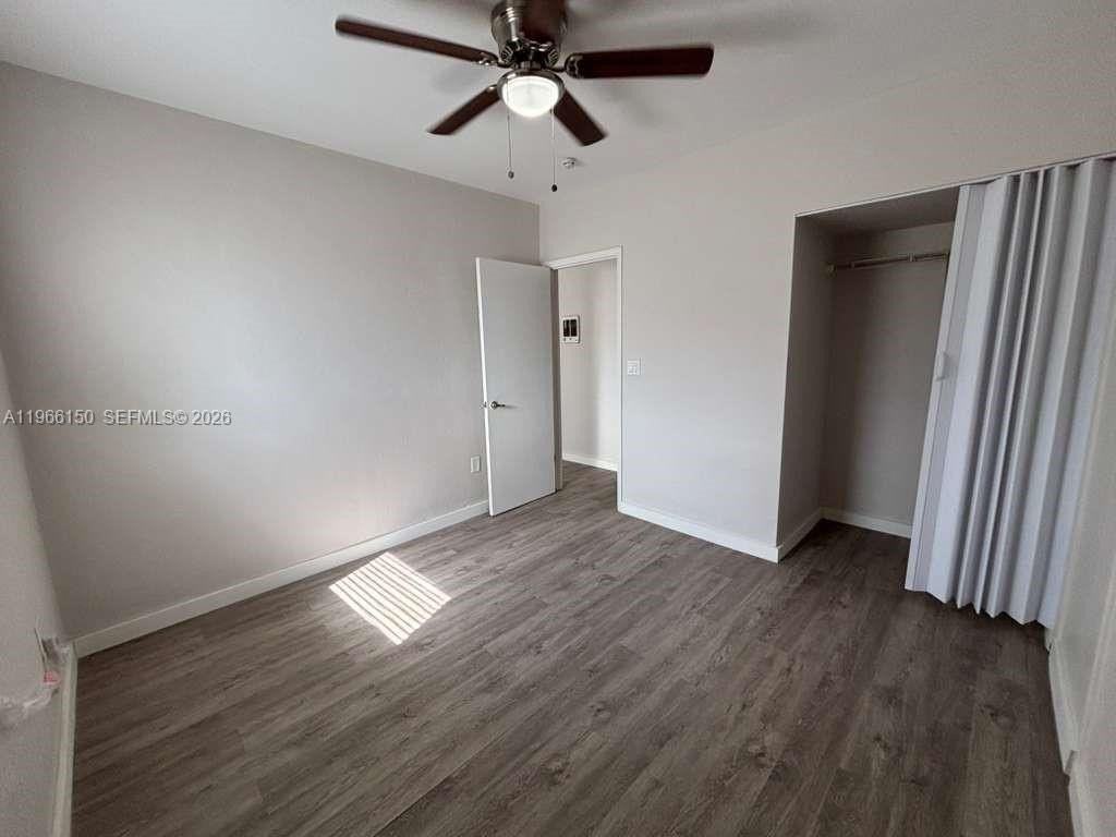 301 Sharar Ave #4 - Photo 7 of 12