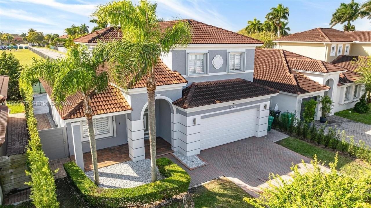 15786 Sw 141st St #15786 - Photo 3 of 46