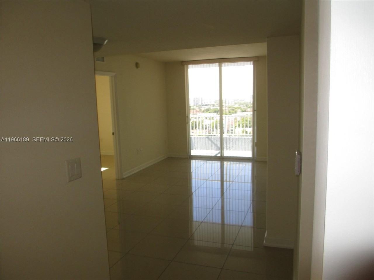 420 Sw 12th Ave #1206 - Photo 6 of 12