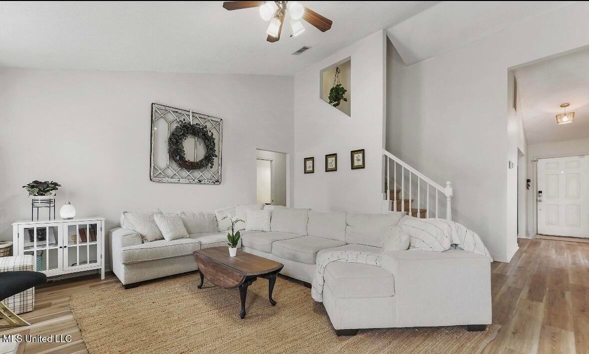 3217 Rachel Ln - Photo 3 of 30