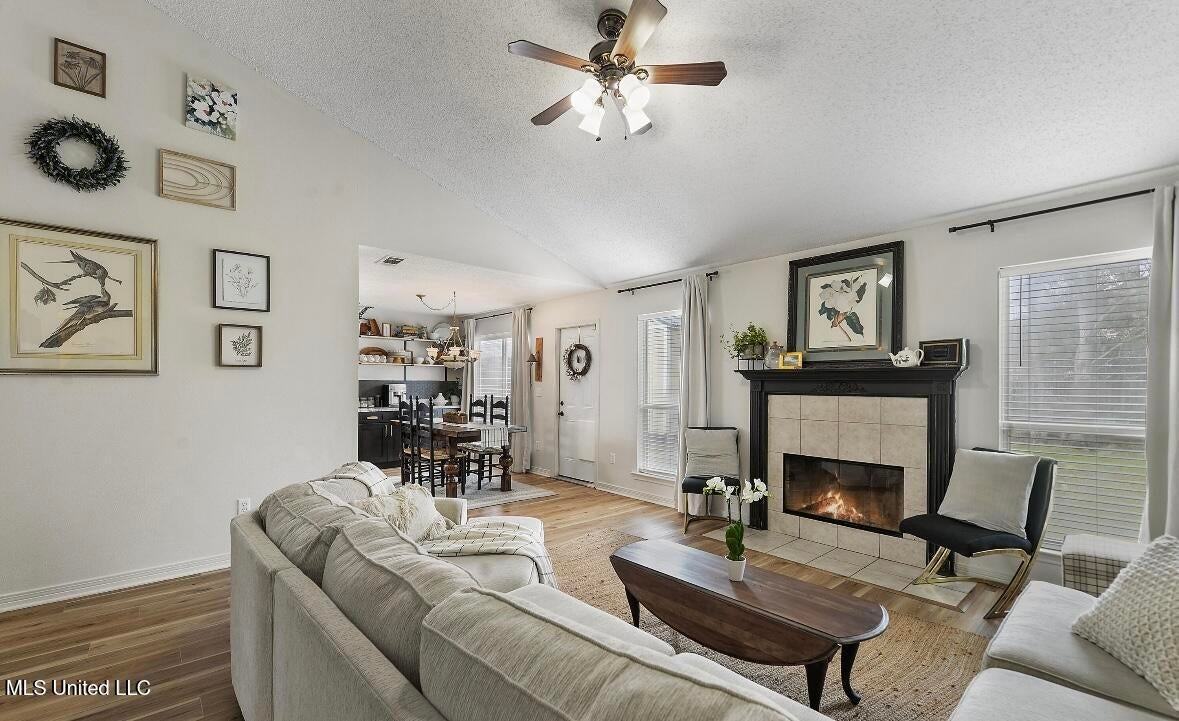 3217 Rachel Ln - Photo 5 of 30