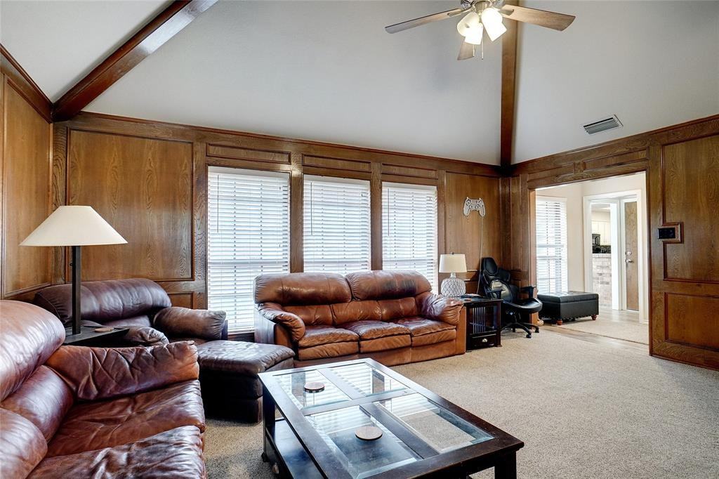 2622 Briarwood Dr - Photo 6 of 28