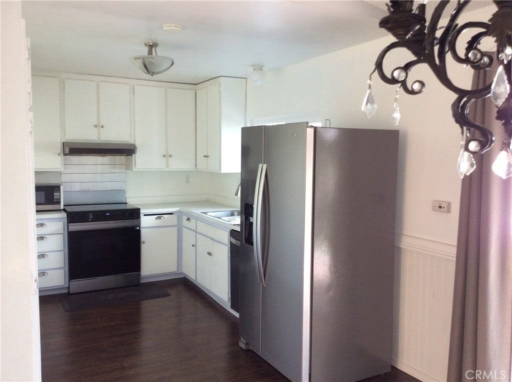 13053 Caravel St - Photo 7 of 32