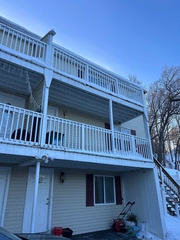 3 Swan Ave - Photo 3 of 21