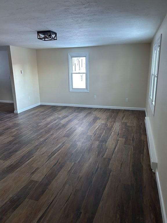 3 Swan Ave - Photo 5 of 21