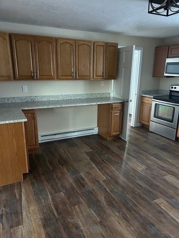 3 Swan Ave - Photo 7 of 21