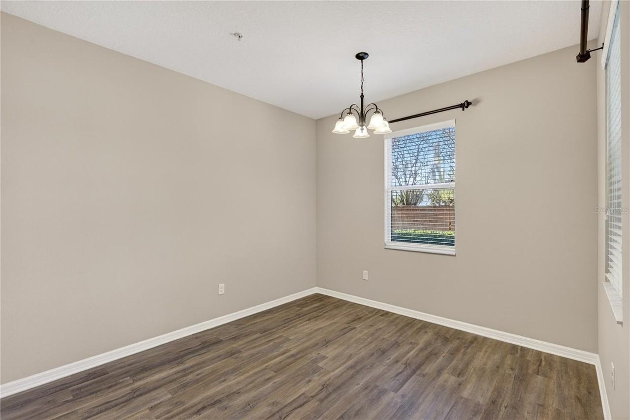 1519 Priory Cir - Photo 5 of 27