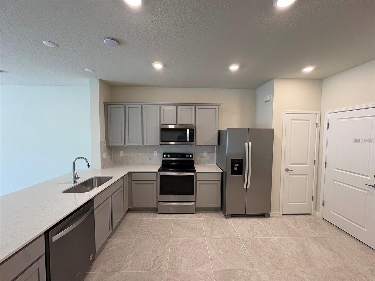 2586 Winsome Way - Photo 7 of 19