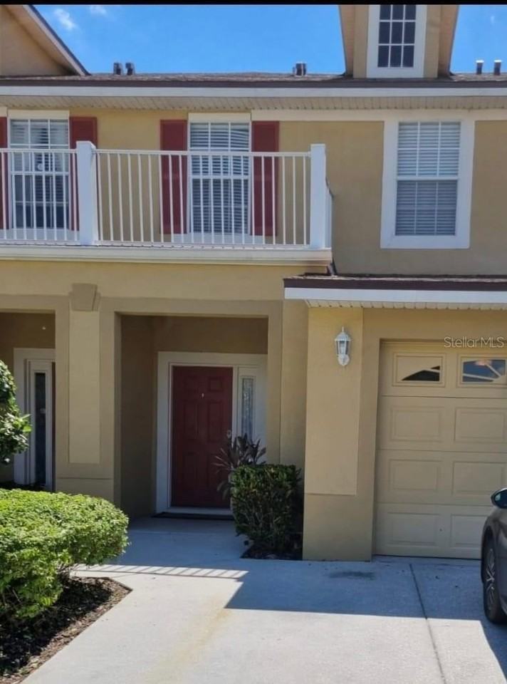 3106 Ashland Ln N - Photo 2 of 27