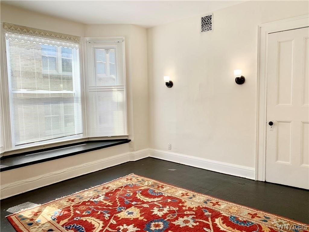 2449 Delaware Ave - Photo 3 of 10