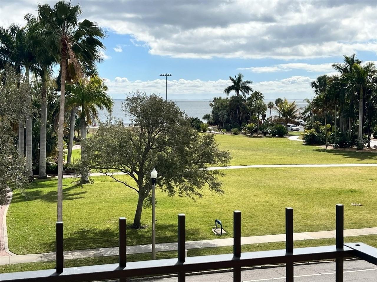 1120 N Shore Dr Ne #301 - Photo 3 of 39