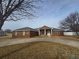 featured image of 108 Savannah Ct