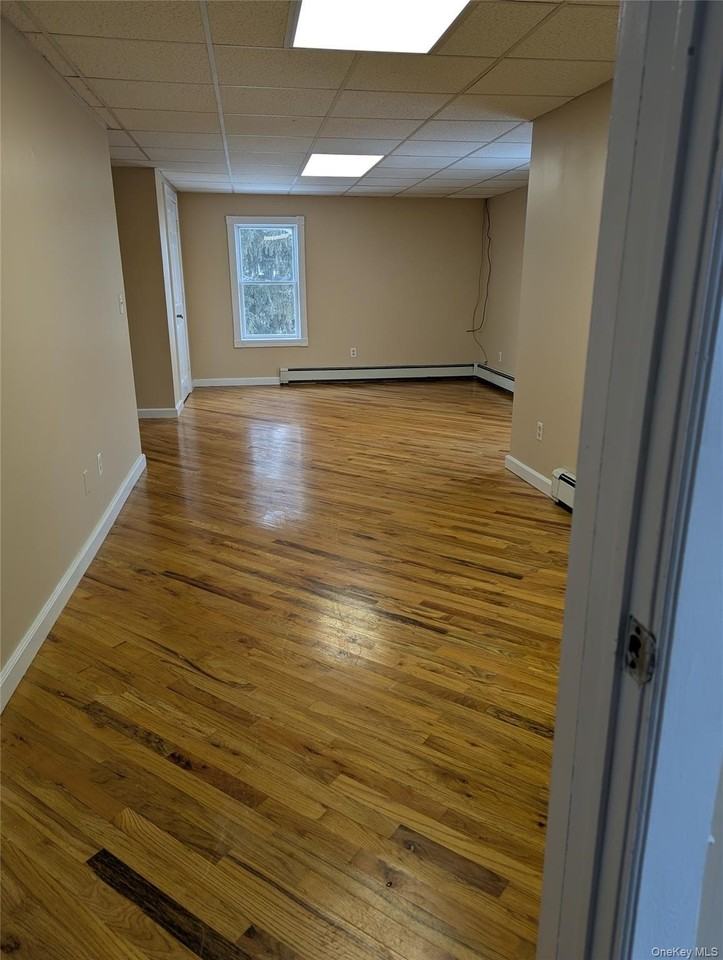 11 Walnut St Apt 3r #3R - Photo 4 of 8