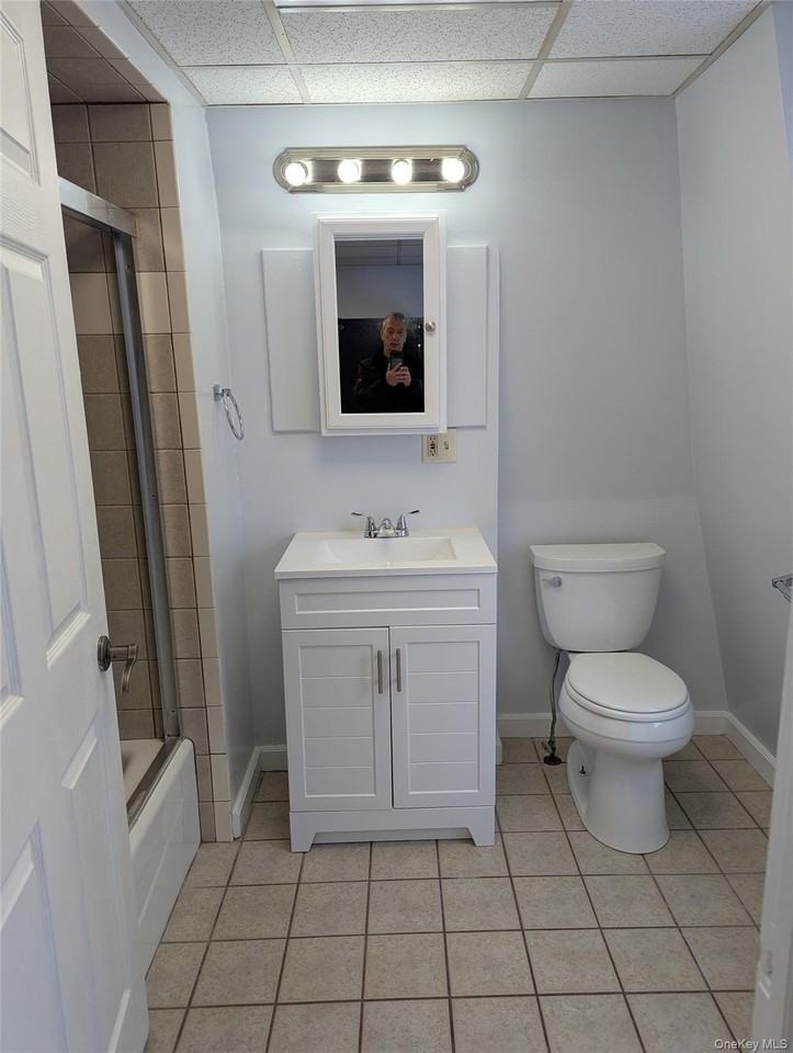 11 Walnut St Apt 3r #3R - Photo 6 of 8