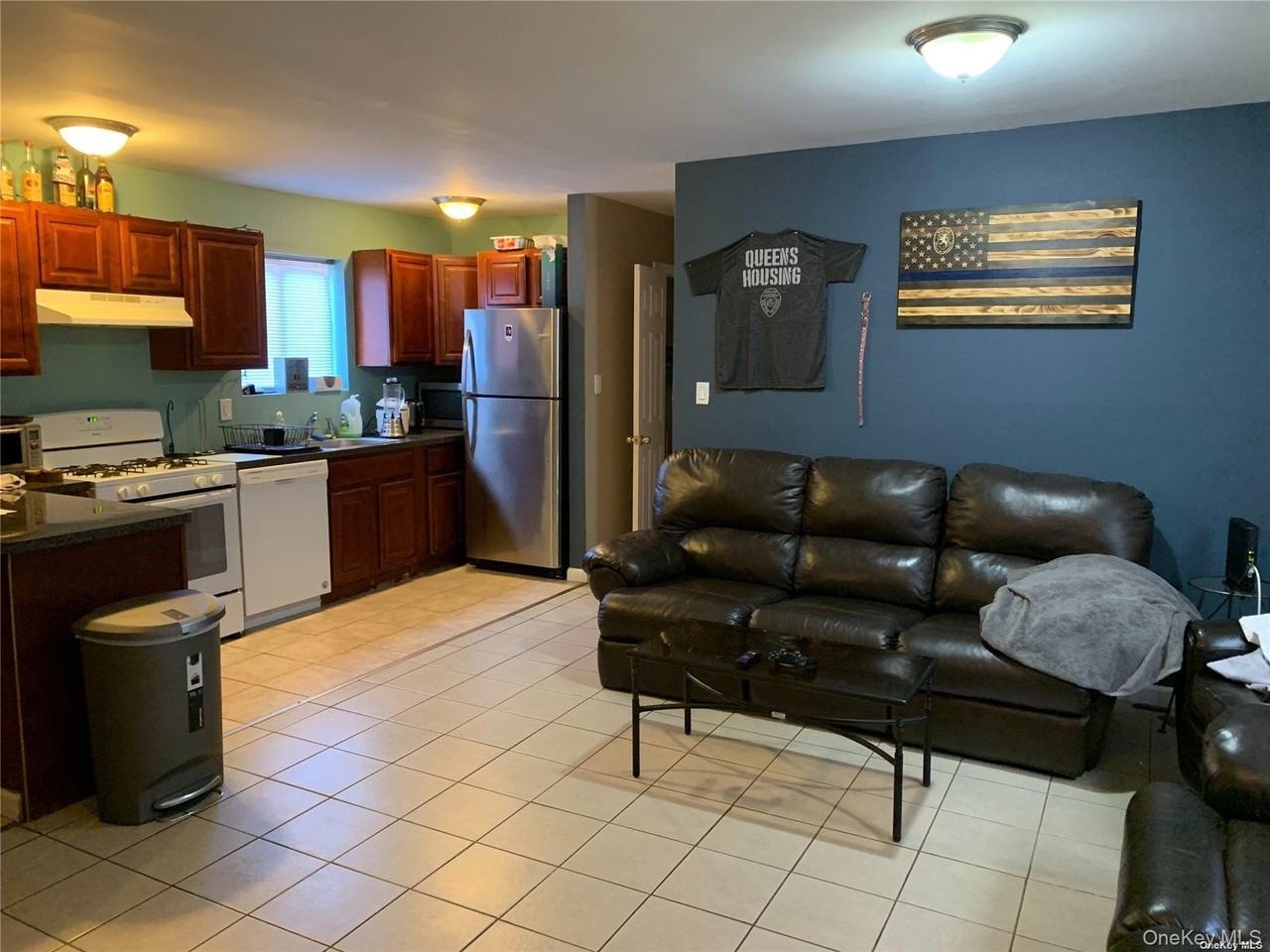 715 E Walnut Street unit: Lower - Photo 5 of 13