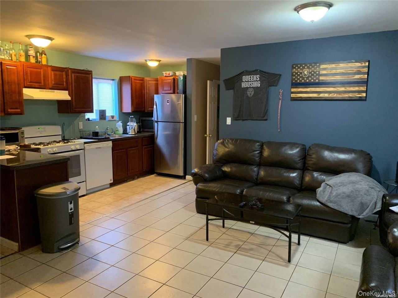 715 E Walnut Street unit: Lower - Photo 7 of 13