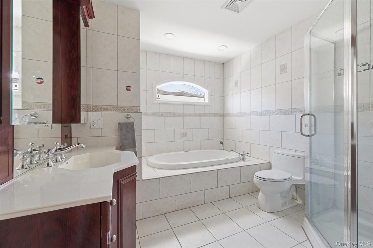 716 Park Ln - Photo 7 of 22