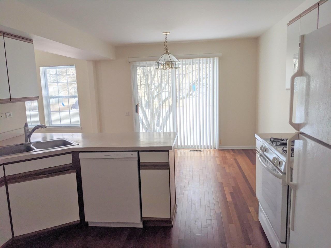 692 Silk Oak Ln - Photo 6 of 18