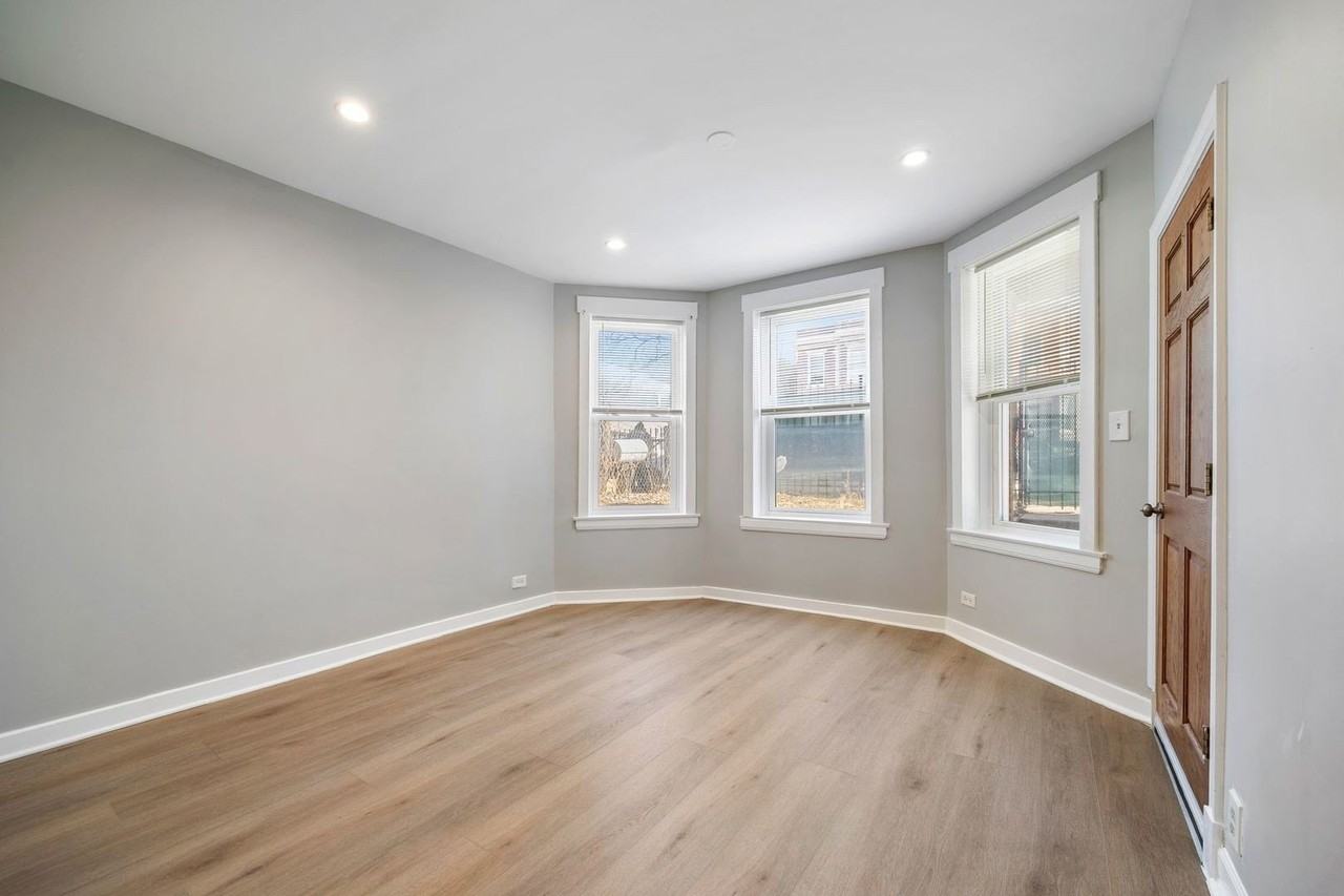 624 N Monticello Ave Unit G #G - Photo 3 of 10