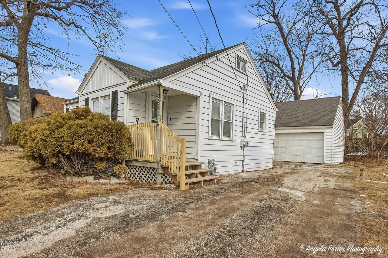 33759 N Lake Shore Dr - Photo 3 of 25