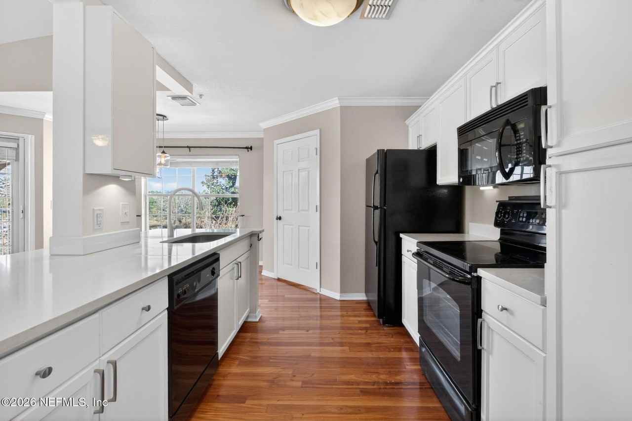 10961 Burnt Mill Rd Apt 1437 #1437 - Photo 2 of 50