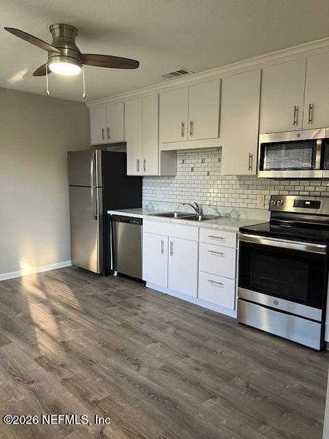 901 Epperson Ln - Photo 3 of 16