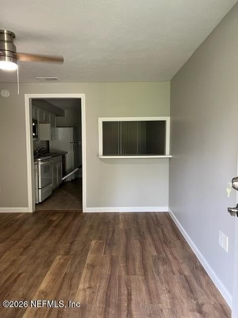 630 Francis St - Photo 2 of 14