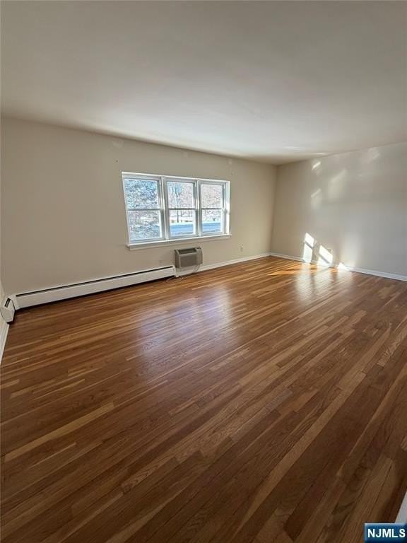 270 Oak Street 270 Oak - D4 - Photo 3 of 8