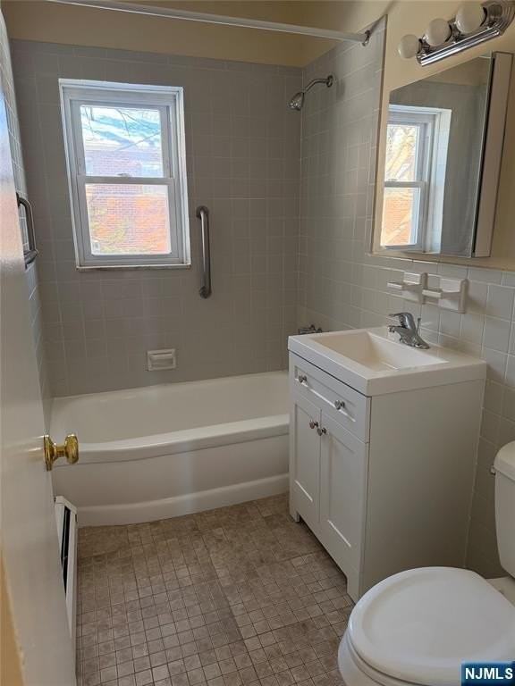 270 Oak Street 270 Oak - D4 - Photo 7 of 8