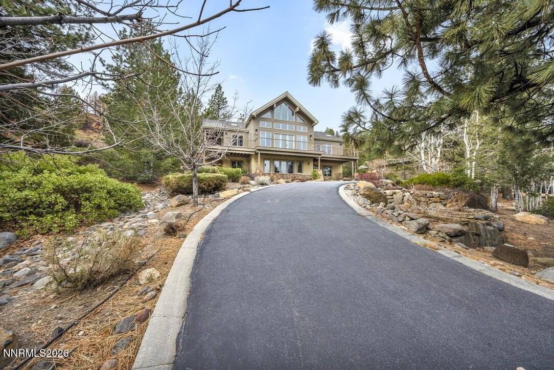 54 Bennington Ct - Photo 2 of 50