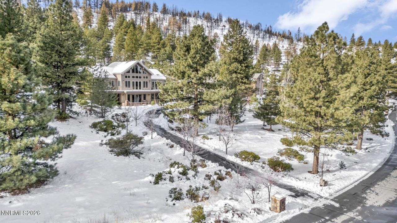 54 Bennington Ct - Photo 4 of 50