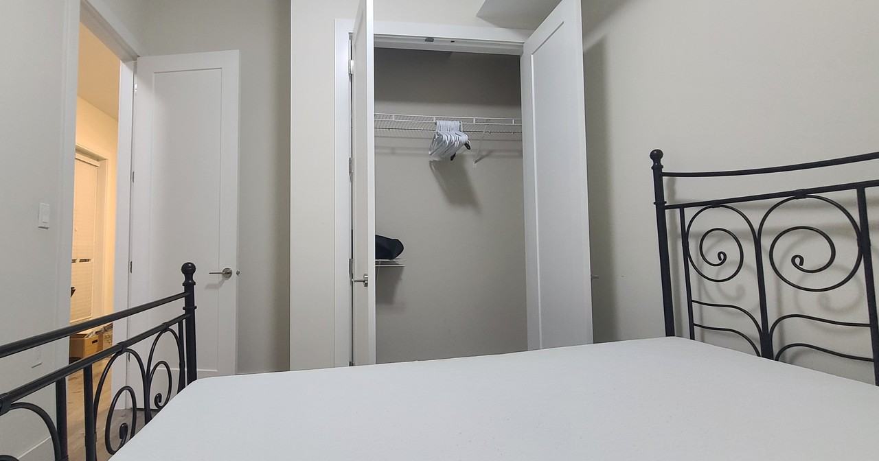 16777 16a Avenue - Photo 2 of 9