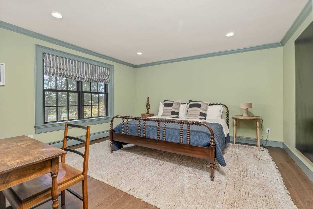 1487 Hollow Rd - Photo 6 of 16