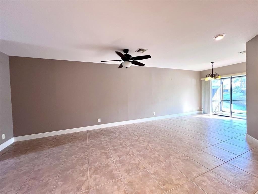 2246 Discovery Cir W - Photo 3 of 38