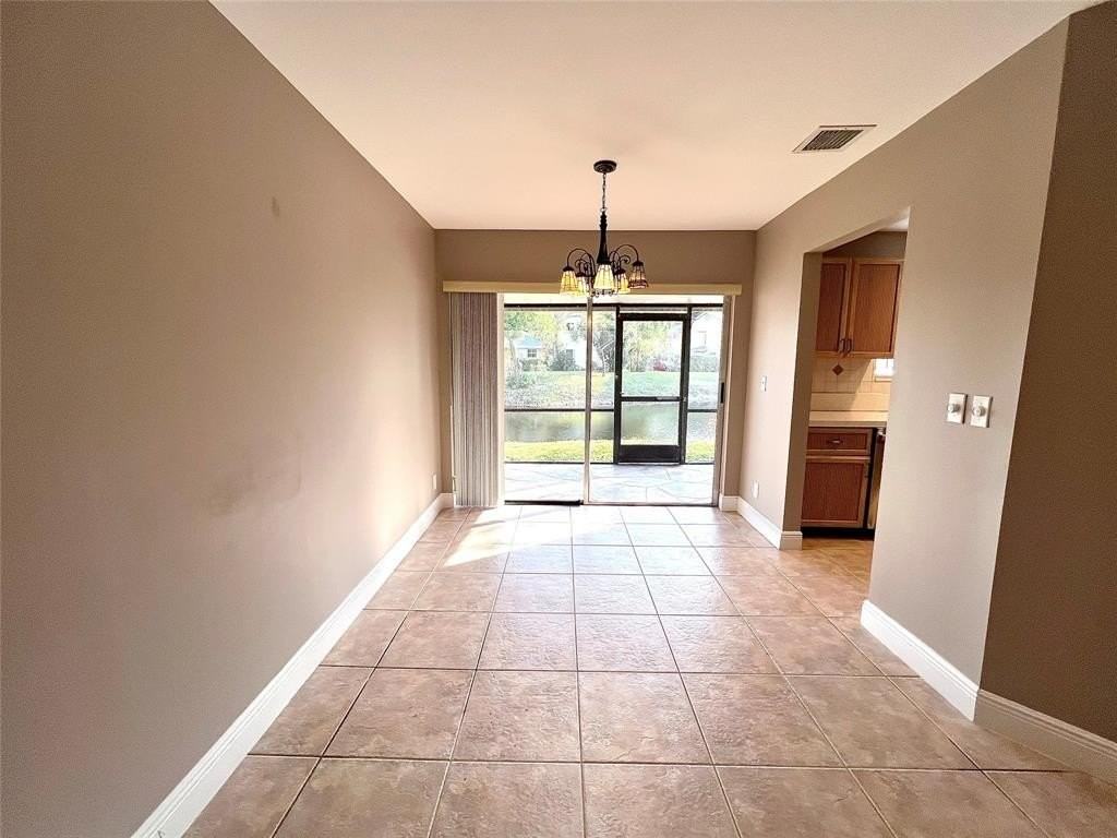 2246 Discovery Cir W - Photo 5 of 38