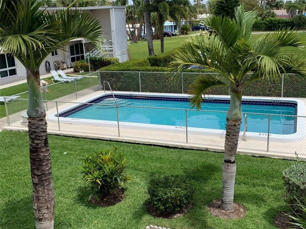 3205 Se 7th St #201 - Photo 2 of 25