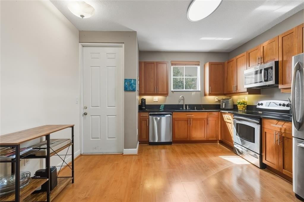 1336 Sw 3rd Ct #1336 - Photo 3 of 20