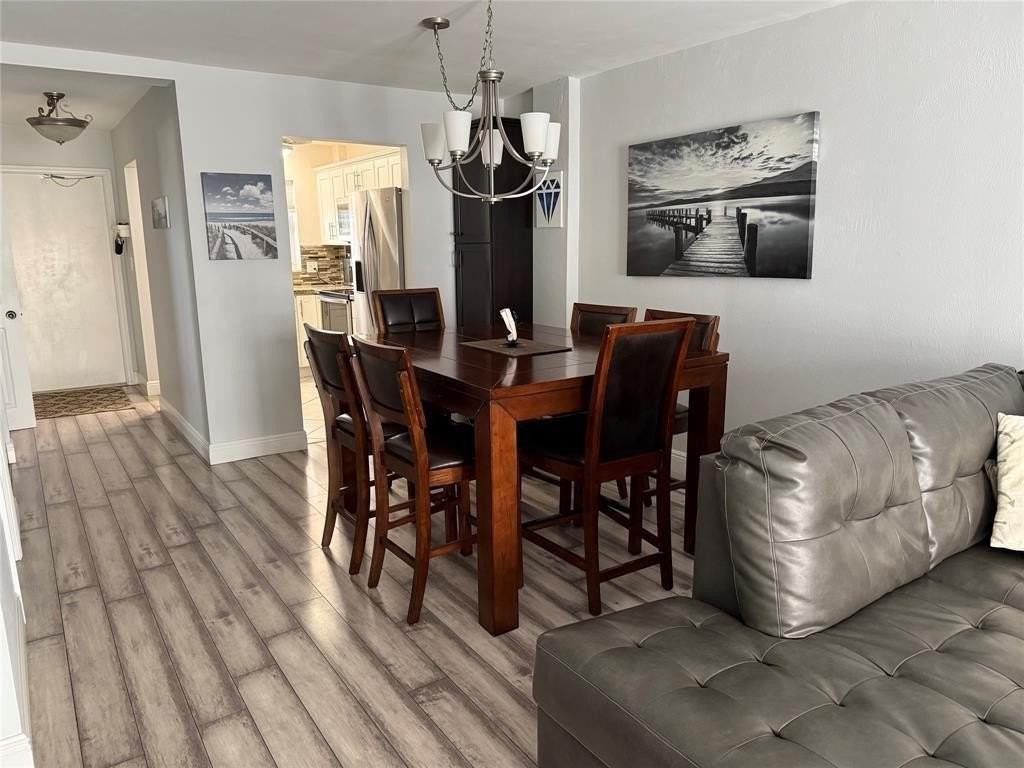 1161 Hillsboro Mile #305 - Photo 7 of 50