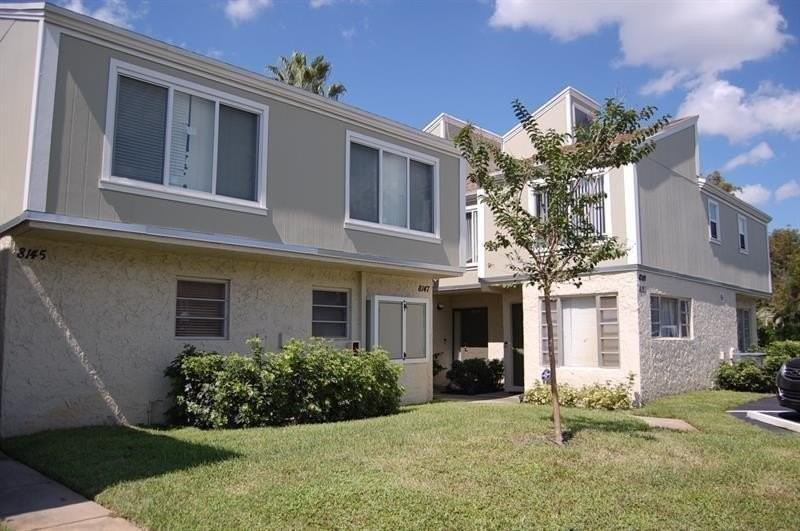 8131 Lagos De Campo Blvd #K1 - Photo 3 of 31