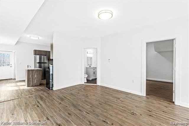 6093 Vermont St #C - Photo 6 of 11