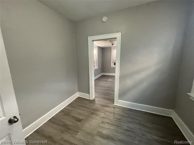 15525 La Salle Blvd - Photo 7 of 15