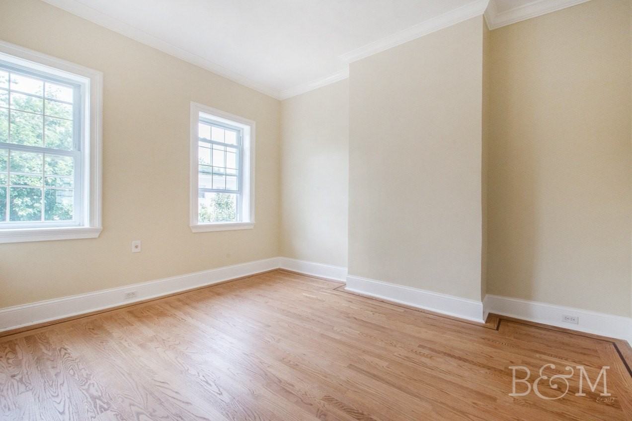 60 Russell St Apt 3 #3 - Photo 2 of 7