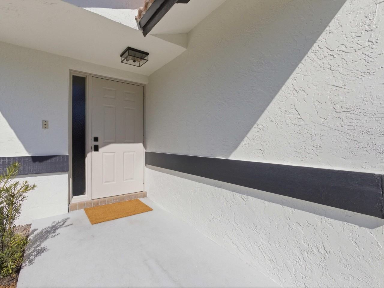 7838 Sunflower Dr - Photo 3 of 49